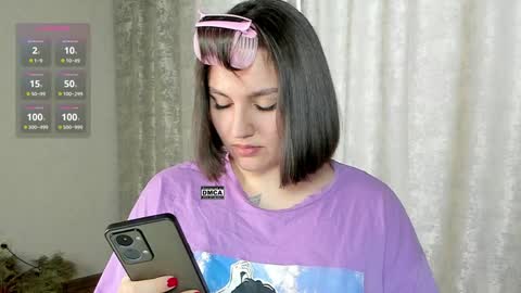 Snapshot of hoot_owl_cb chatting on February 3, 2:03 am Karina online show from February 3, 2:03 am