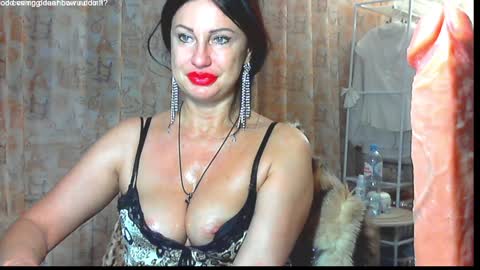 Monica online show from December 7, 2:02 pm