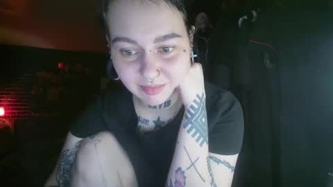Snapshot of horror_circus chatting on February 8, 8:10 pm Messalina Horror online show from February 8, 8:10 pm