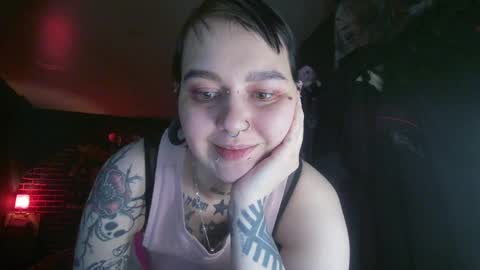 Snapshot of horror_circus chatting on February 16, 7:04 am Messalina Horror online show from February 16, 7:04 am