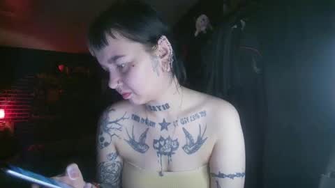 Snapshot of horror_circus chatting on February 7, 6:13 pm Messalina Horror online show from February 7, 6:13 pm
