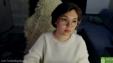 Snapshot of hot_babayaga chatting on March 3, 6:31 pm online show from March 3, 6:31 pm