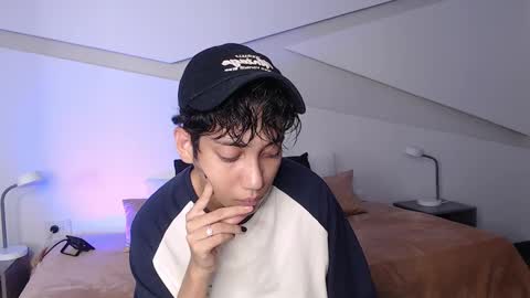 Alana online show from March 7, 9:17 pm