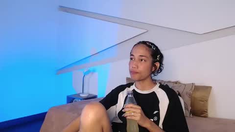 Alana online show from October 23, 9:43 pm