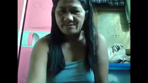 hotmama online show from October 31, 7:45 am