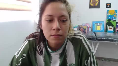 Mia online show from September 20, 5:00 pm