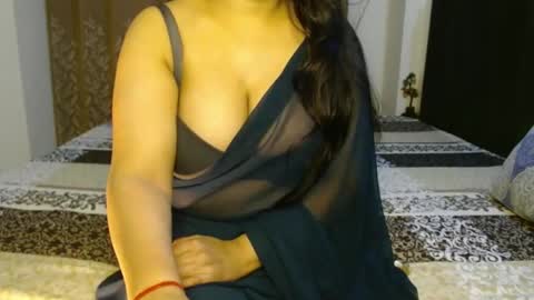 Eliza i dont show face in any show online show from December 19, 8:02 pm