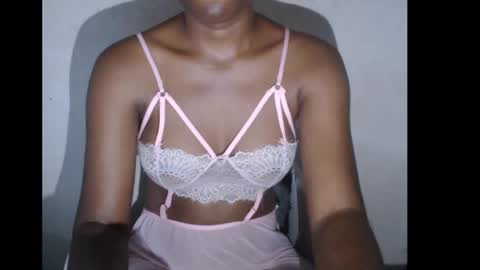 hotjessie0 online show from October 28, 10:21 am