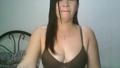 hotmamajen4u online show from January 13, 8:40 am