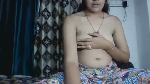 lola online show from September 12, 3:08 pm