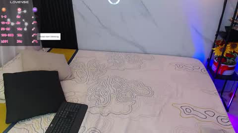 Sussy Bloom  online show from February 24, 2:55 am