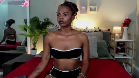 Hot Stella online show from February 2, 6:18 pm