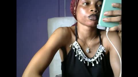 hottie baddie14 online show from November 13, 1:26 am