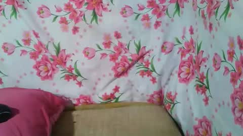 hottie_horny_exoticpussyx online show from October 5, 2:16 am