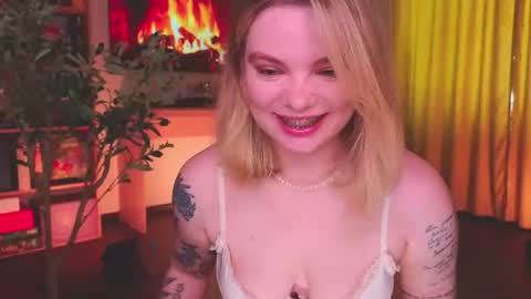 Jane  online show from July 4, 12:34 pm