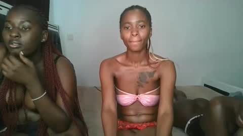 hottie_mistie online show from April 25, 12:41 pm