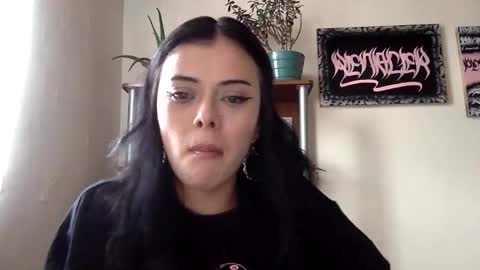 Tat  online show from February 1, 7:23 pm