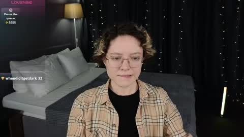 Kori online show from May 5, 6:16 am