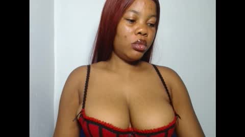 hotty_lora889 online show from October 24, 9:49 am