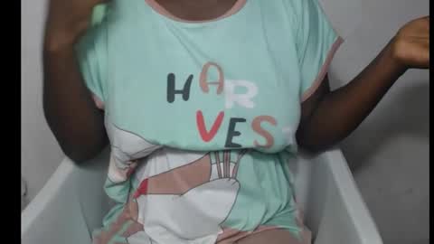 hottylissa1 online show from September 18, 8:18 pm