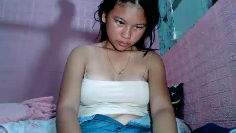 hotwild4u04 online show from February 21, 9:01 am