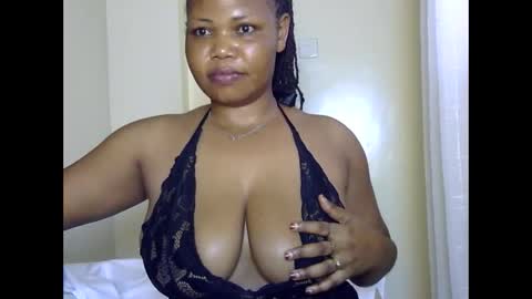 hotysquiter433224 online show from December 15, 8:08 am