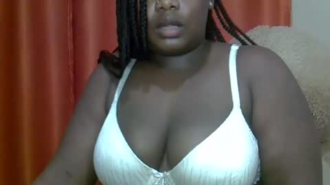 Hailey chloe online show from December 3, 5:23 pm