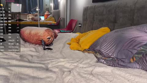 Elizabeth online show from January 28, 5:14 pm