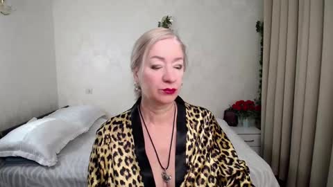 Irena online show from February 9, 10:56 pm