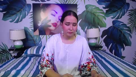 Husahima online show from January 11, 7:05 pm