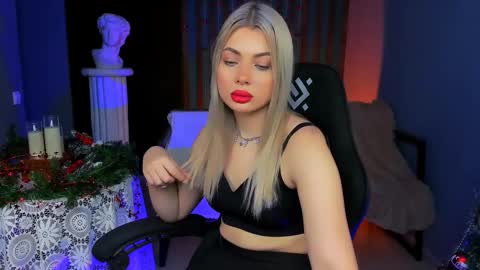 hyileyclark online show from January 10, 5:34 am