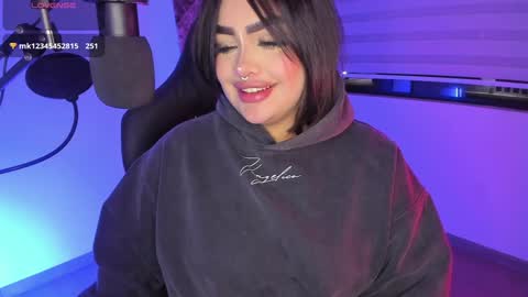 Snapshot of i_am_ari chatting on February 6, 2:22 am Ari online show from February 6, 2:22 am