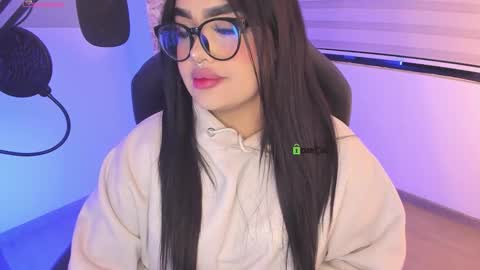 Snapshot of i_am_ari chatting on September 25, 2:21 am Ari online show from September 25, 2:21 am