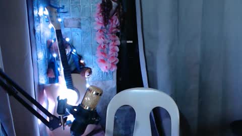 Kim online show from March 13, 5:47 pm