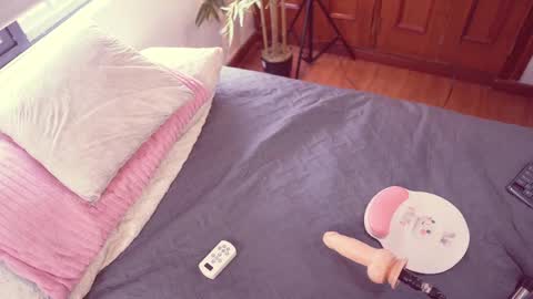 Lucy online show from October 14, 12:30 pm