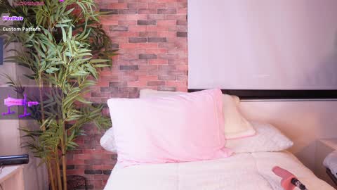 Lucy online show from January 17, 9:17 am