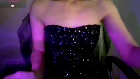 hainnahh online show from November 9, 7:21 pm