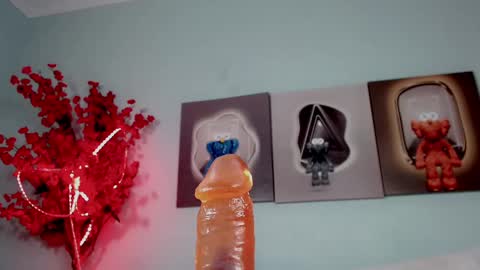 Snapshot of ichiben chatting on December 12, 3:43 am ichiben online show from December 12, 3:43 am