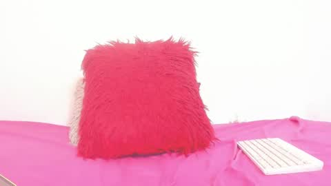 IckyXo online show from February 10, 10:20 am