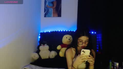 Ily Bea online show from January 11, 12:59 am