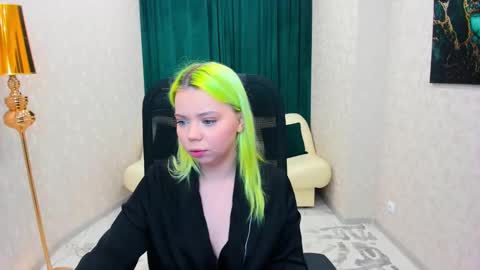 Roxy online show from February 22, 5:31 pm