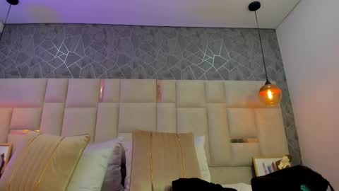 Alaya online show from March 4, 8:16 pm