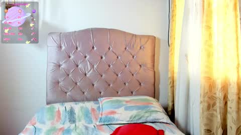 amber online show from February 21, 12:50 pm