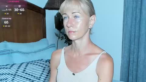 Christine -  online show from November 12, 10:57 am