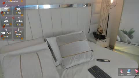 DAHLIA online show from October 28, 11:20 pm