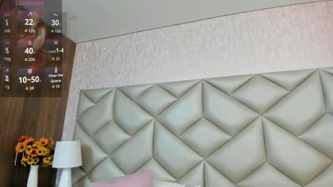  Im Gaia online show from September 9, 1:33 pm