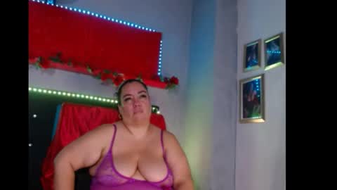 Snapshot of im_helenn_ chatting on January 10, 9:42 pm Hellen online show from January 10, 9:42 pm