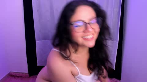 Snapshot of im_meii chatting on September 9, 2:00 am mei mei uwu online show from September 9, 2:00 am