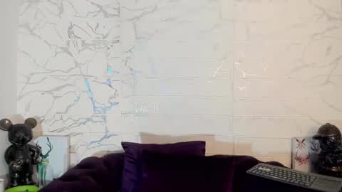 im_milan_rs online show from February 27, 10:26 am