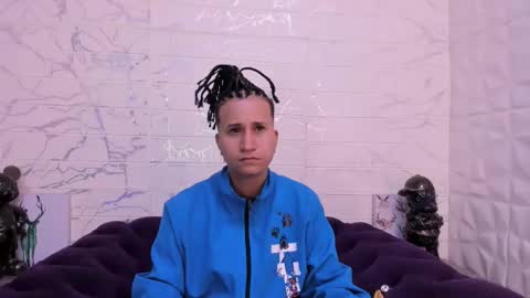 im_milan_rs online show from February 22, 10:18 am